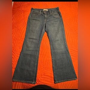 Levi’s woman junior flared boot cut  Blue Women's Jeans Size 10P. NWOT
